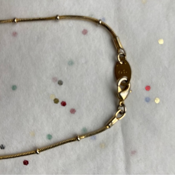 Gold Ankle Bracelet - Picture 3 of 4